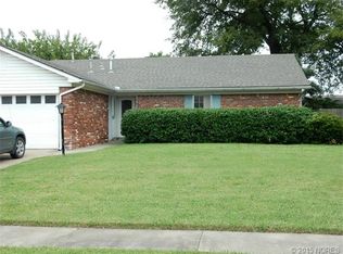 10725 E 29th Pl, Tulsa, OK 74129