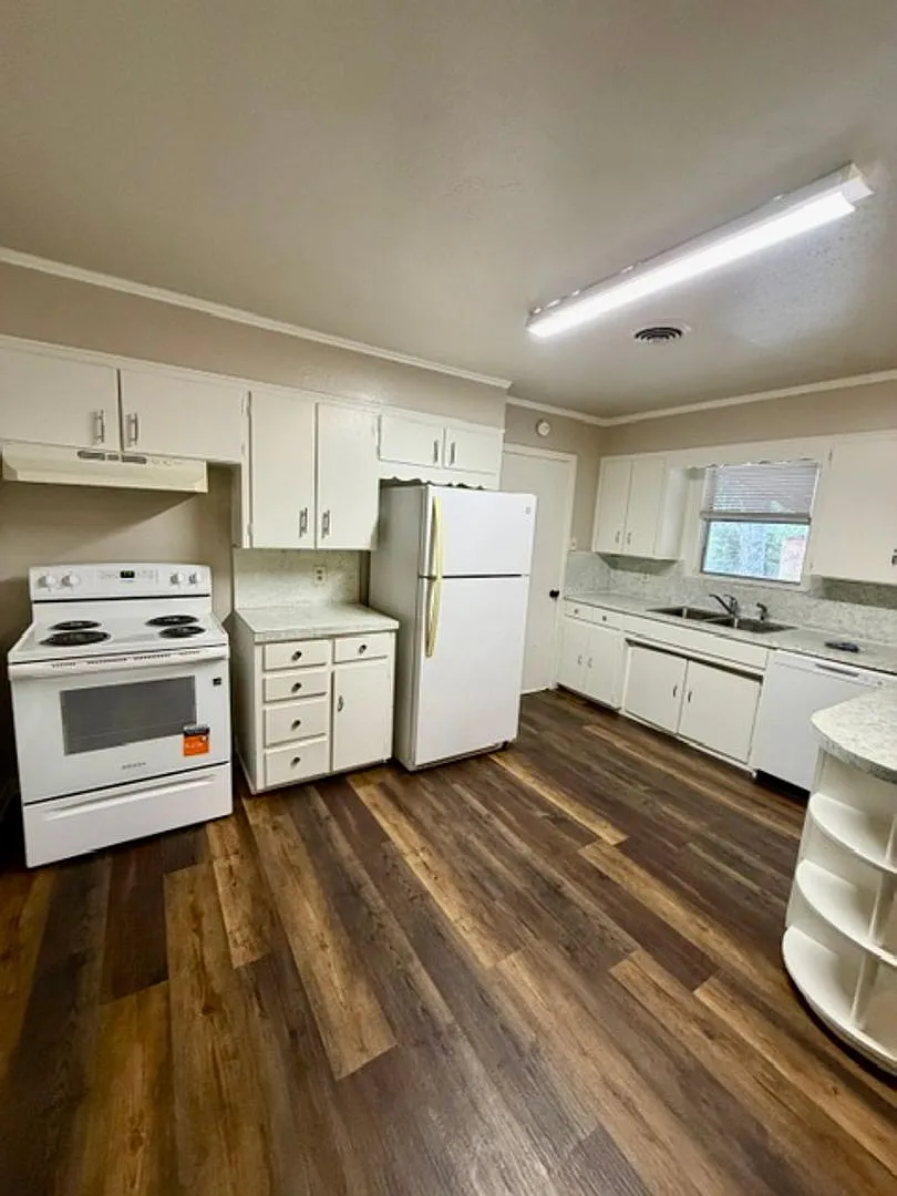 3 Bedroom 2 Bath in Gatesville ISD — Photo 3