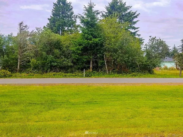 140 Ocean Lake Way NW, Ocean Shores, WA 98569