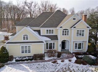 83 Riverview Rd, Glastonbury, CT 06033