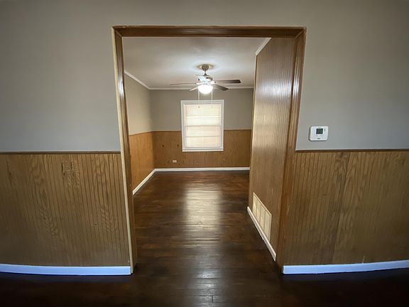 3rd image of 4341 Memorial Dr