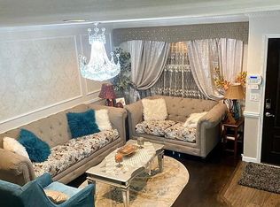 46 Sharrotts Rd, Staten Island, NY 10309