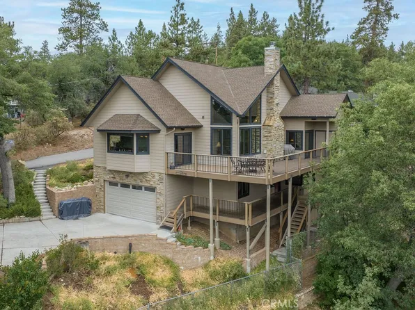 1011 Fawnskin Dr, Fawnskin, CA 92333