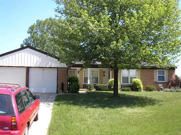 1971 Crestmoor Ct SE, Kentwood, MI 49508