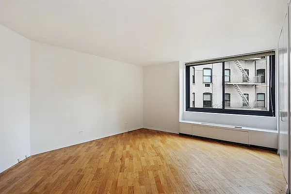 Rented by Corcoran | media 14