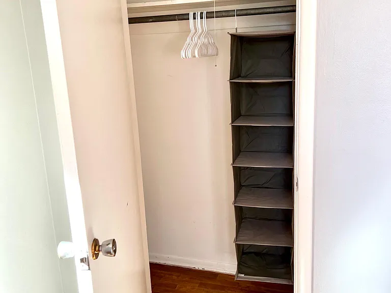 58 W Washington Ave #4 — Photo 6