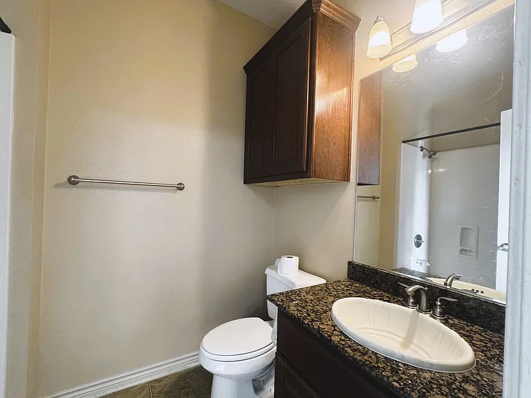 107 Forest Dr — Photo 13