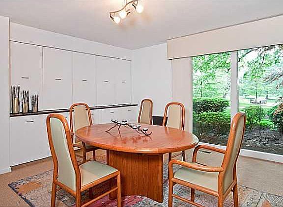 4th image of 602 Oakwood Ct