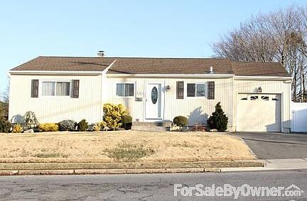 1st image of 48 Charlotte Pl