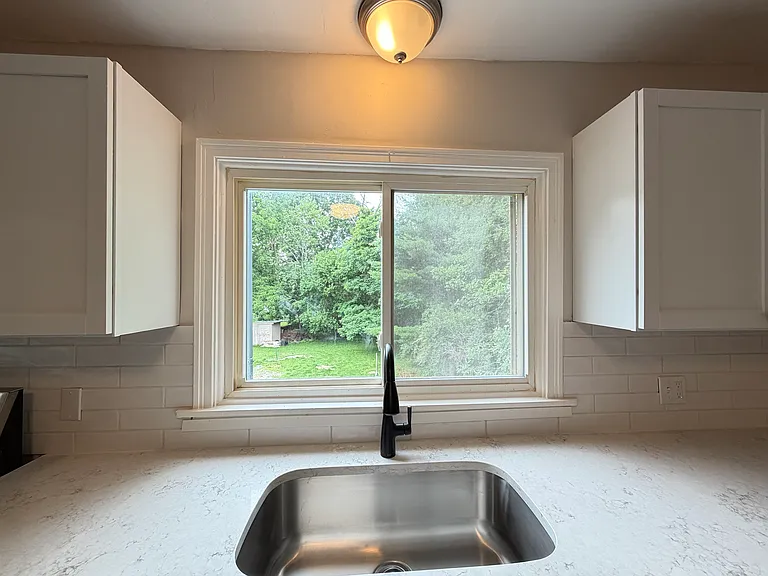 320 Chestnut St #2 — Photo 17