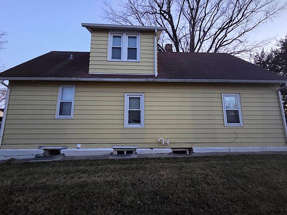 4th image of 4719 S 18th St