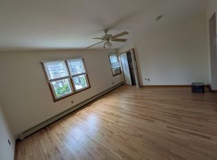 17 Maple St, Bloomfield, NJ 07003