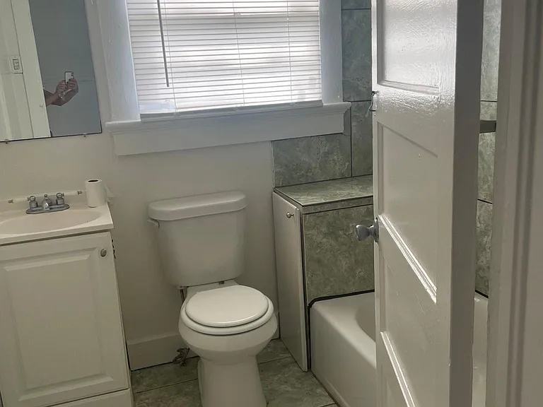 419 Cook St #1 — Photo 4