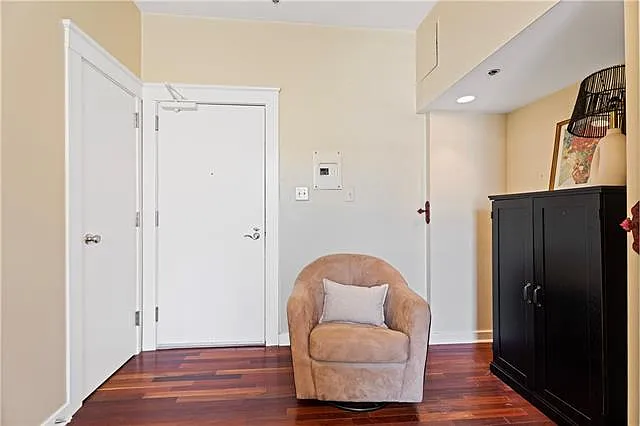 1224 Saint Charles Ave #214 — Photo 6