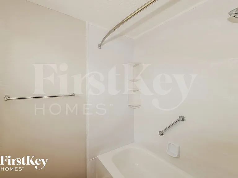 11415 Dunshire Dr — Photo 12