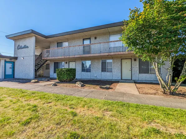 1526 7th St (Columbia Apts), 1526 7th St APT 4, Marysville, WA 98270