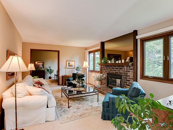4th image of 9515 Hartford Cir
