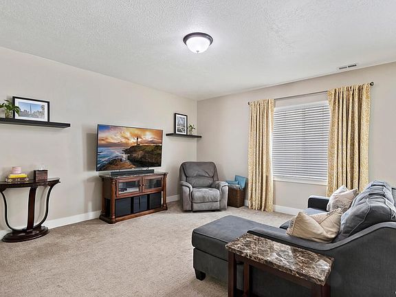 4th image of 13368 S Bridle Villa Dr