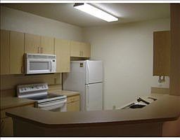 3rd image of 170 SW Peacock Blvd APT 102
