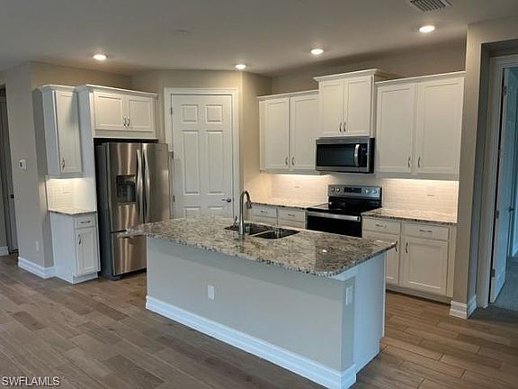 5th image of 3955 Crosswater Dr