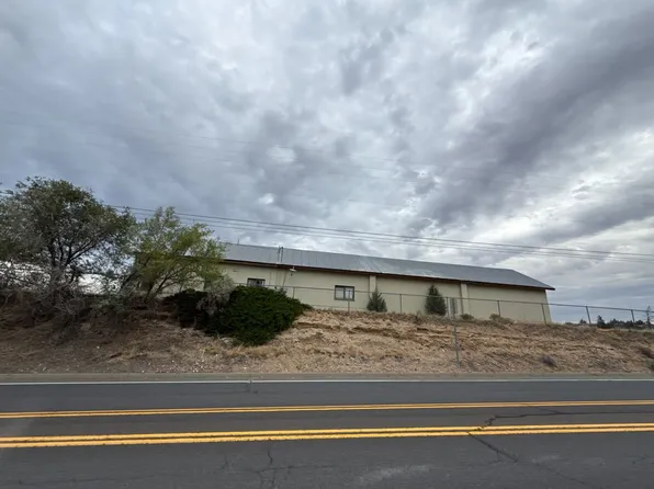 950 NE B St, Madras, OR 97741