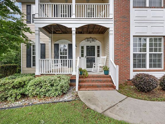 3rd image of 70 Ballymore Ct