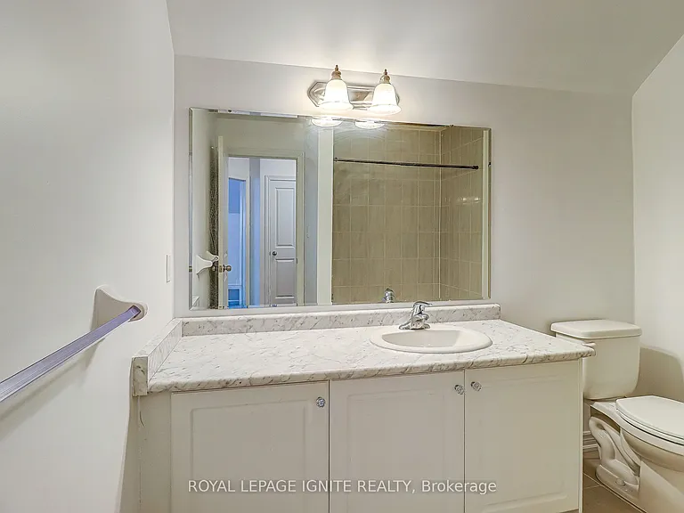 931 Broadway Blvd — Photo 36