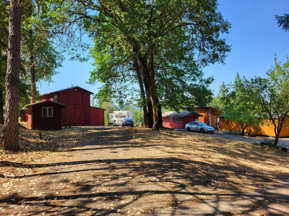 1940 Southside Rd, Grants Pass, OR 97527