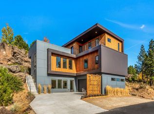 19426 Century Dr, Bend, OR 97702