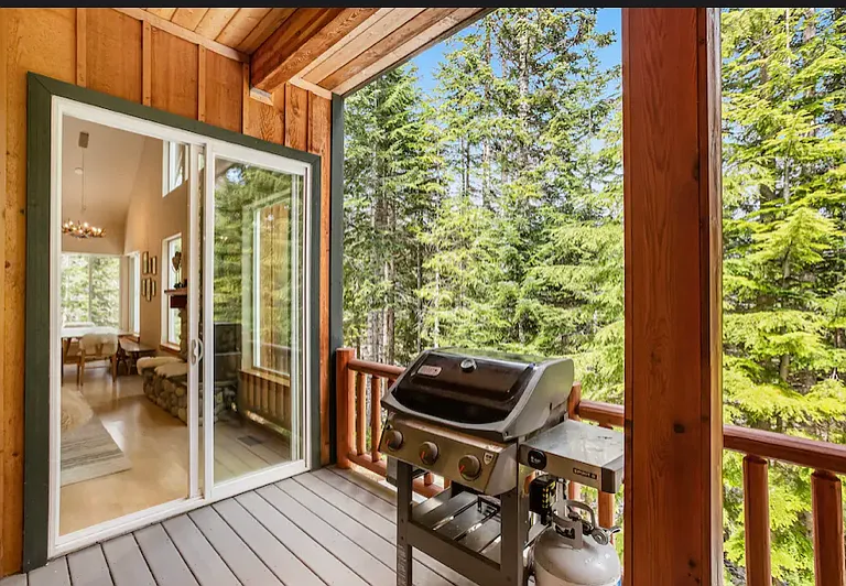 patio with entryway to living room through sliding glass door