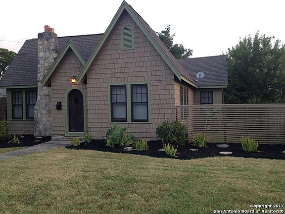 3rd image of 1701 Waverly Ave