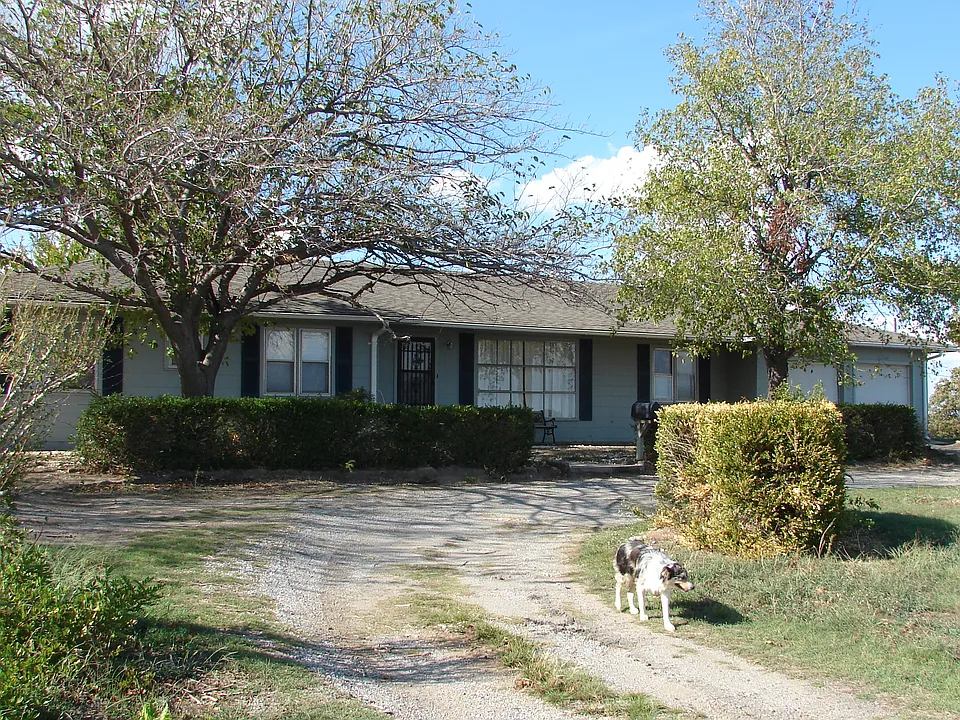 8364 S Highway 69