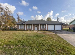1801 W Kirby Ave, Orange, TX 77632