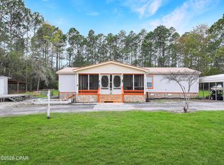 1584 Peachtree Rd, Apalachicola, FL 32320