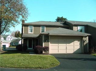 11 Creek Rdg, Pittsford, NY 14534