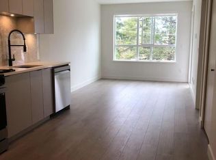 13238 105th Ave #306, Surrey, BC V3T 1Y9