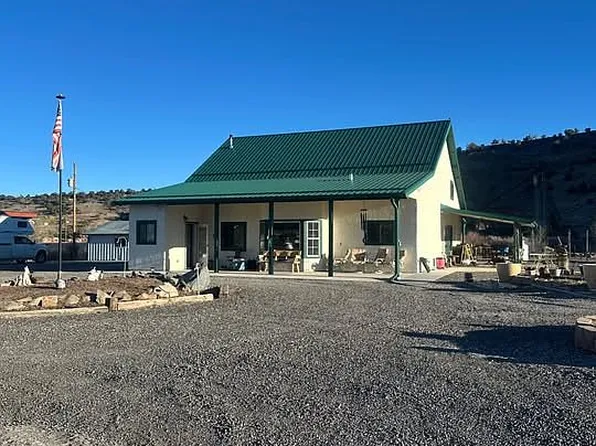 159 E Emerald Ln, Springerville, AZ 85938