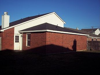 2nd image of 405 Hollyberry Dr
