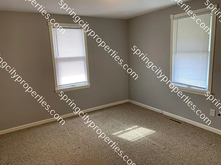 119 W Pine St — Photo 12