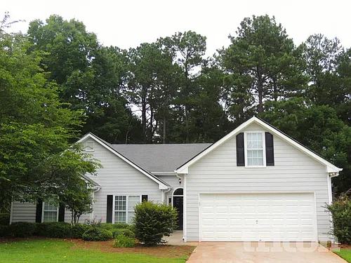 3021 Tennyson Dr Photo 1