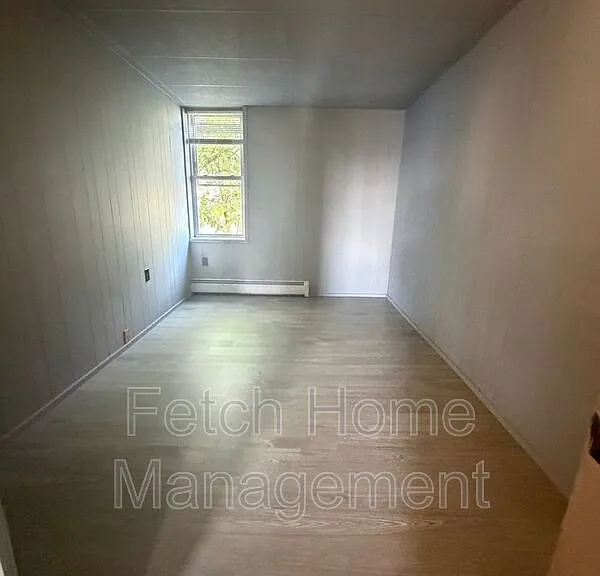 422 Hillside Ave — Photo 10