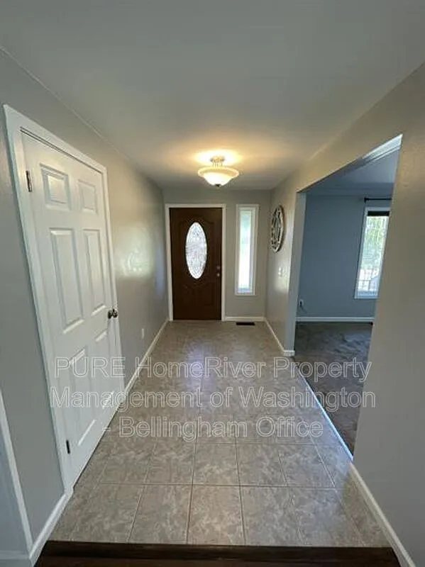 3 bed, 2.5 bath, 1732 sqft, $2,875 — Photo 3