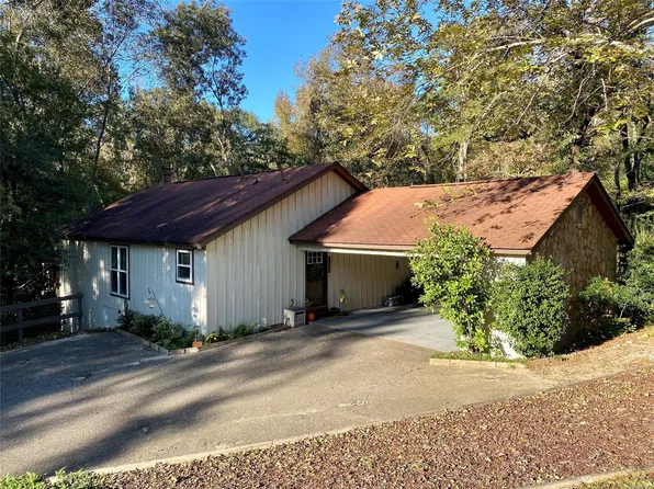 300 Busch Hill Dr, Wetumpka, AL 36093