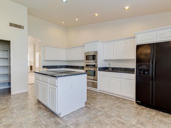 16Silvertree