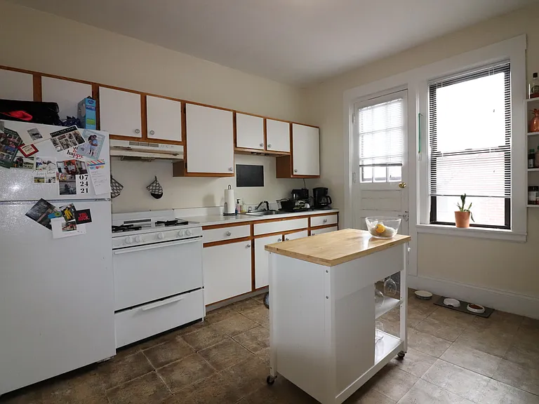 122 Babcock St #33 — Photo 7