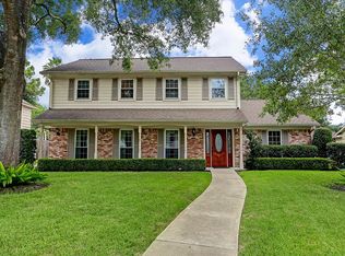 10910 Olympia Dr, Houston, TX 77042