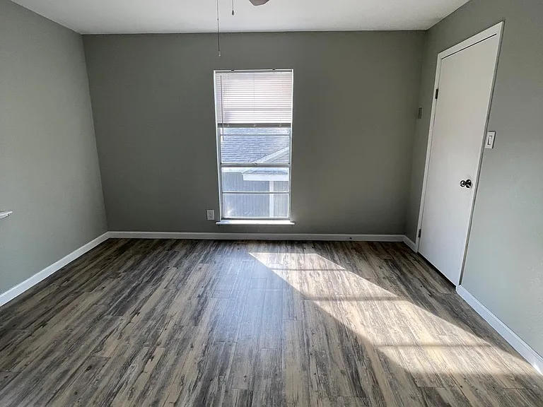 306 W Saint Francis St #5 — Photo 4