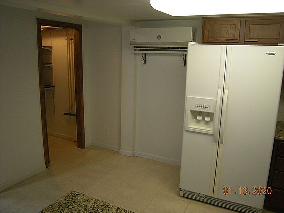 Eat in Kitchen, pantry