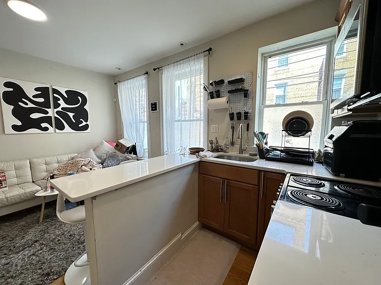836 Huntington Ave #1X — Photo 3