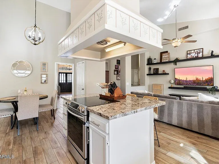 5559 W Aster Dr — Photo 7